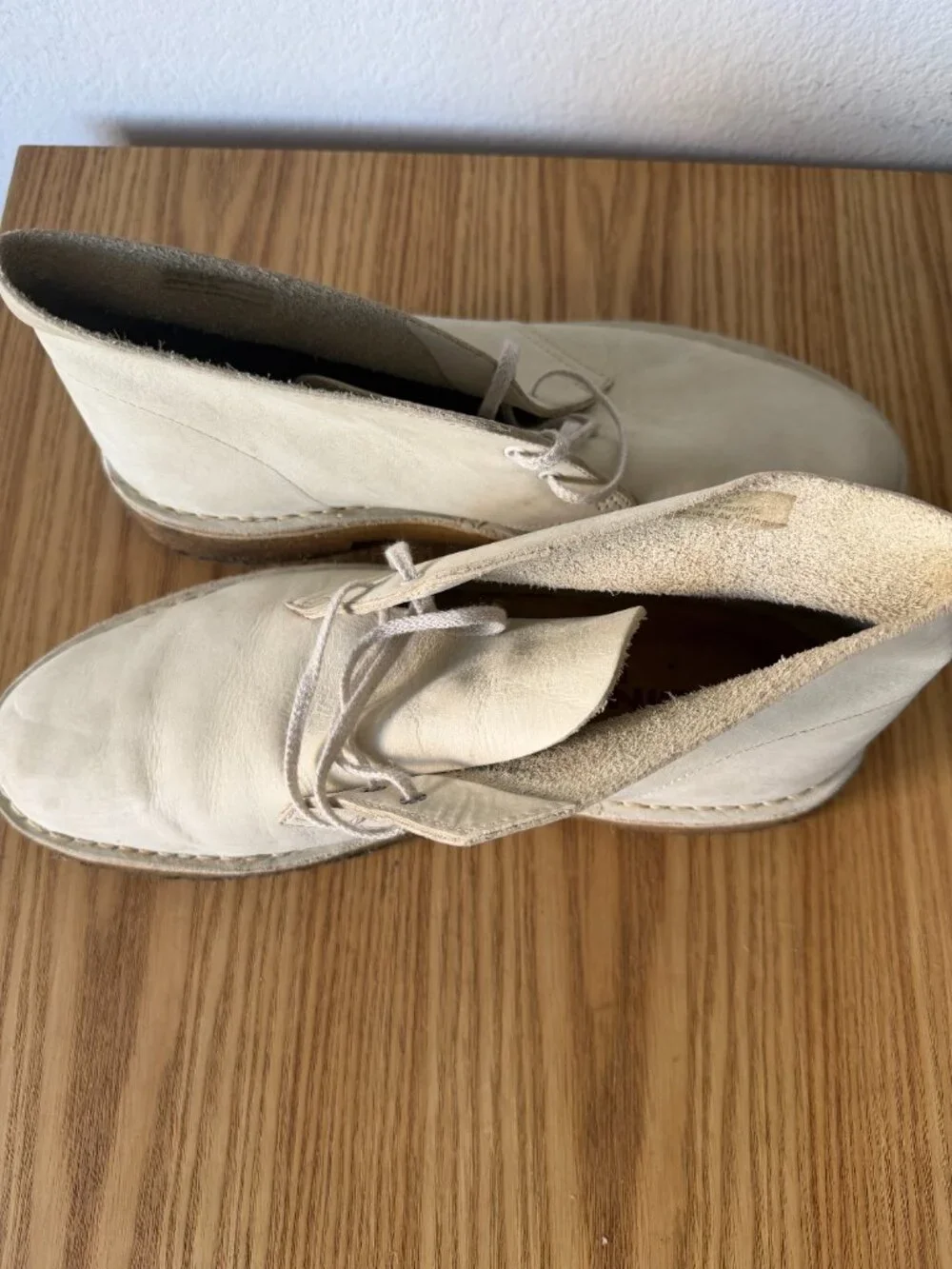 Clarks Originals Suede Desert Chukka Boots by Clarks Originals Size 11